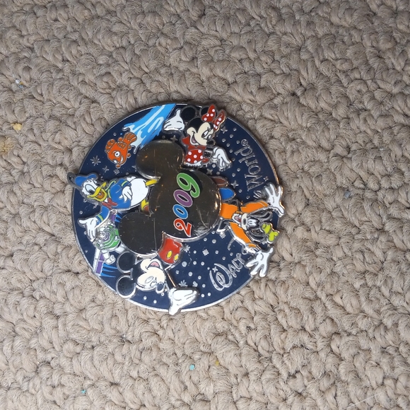 Mickey Mouse Magnets - Picture 2 of 7